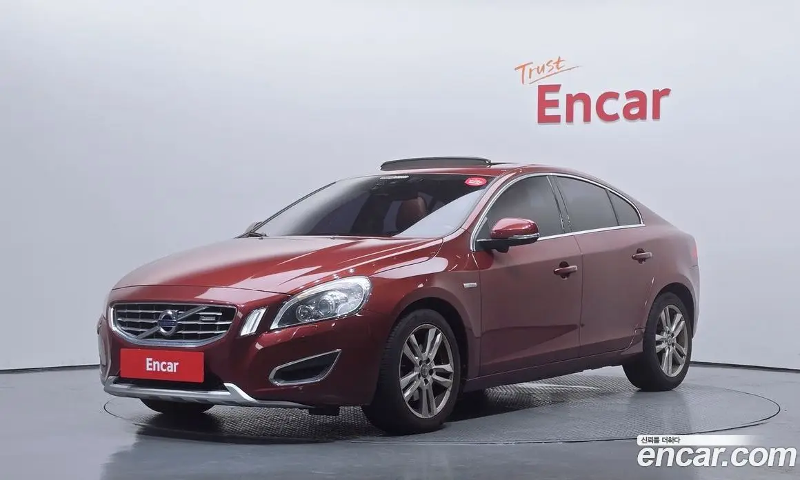 Volvo S60 2012 2.0 автомат (гидро), фото 1 Volvo S60 2012 2.0 автомат (гидро), фото 1