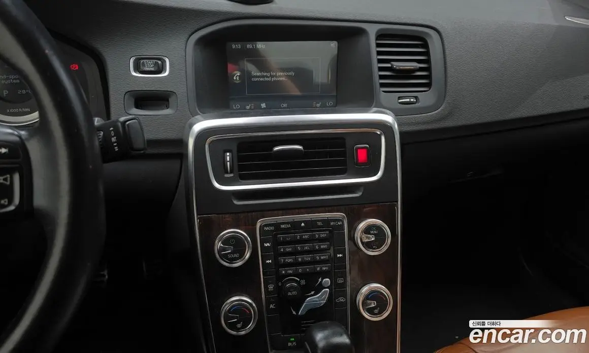 Volvo S60 2012 2.0 автомат (гидро), фото 16 Volvo S60 2012 2.0 автомат (гидро), фото 16