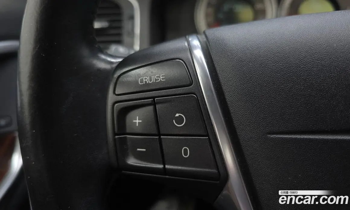 Volvo S60 2012 2.0 автомат (гидро), фото 18 Volvo S60 2012 2.0 автомат (гидро), фото 18