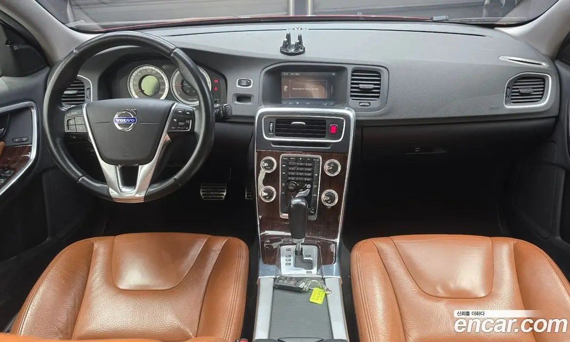 Volvo S60 2012 2.0 автомат (гидро), фото 7 Volvo S60 2012 2.0 автомат (гидро), фото 7