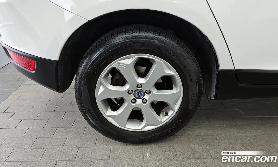 Volvo XC60 2013 2.0 автомат (гидро), фото 5 Volvo XC60 2013 2.0 автомат (гидро), фото 5