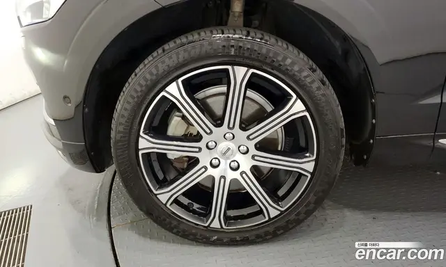Volvo XC60 2020 2.0 автомат (гидро), миниатюра 5 Volvo XC60 2020 2.0 автомат (гидро), миниатюра 5