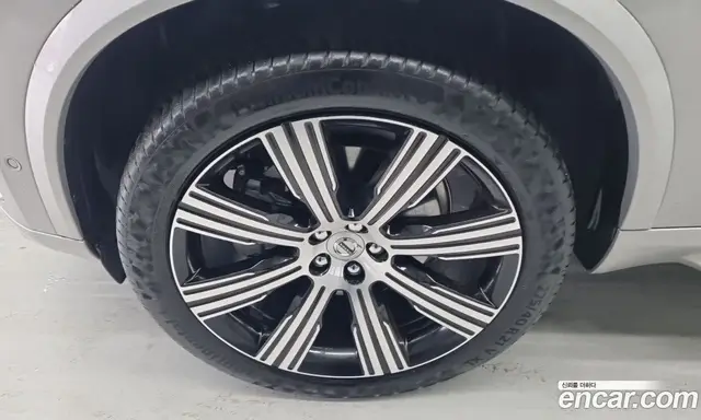 Volvo XC90 2024 2.0 автомат (гидро), миниатюра 5 Volvo XC90 2024 2.0 автомат (гидро), миниатюра 5