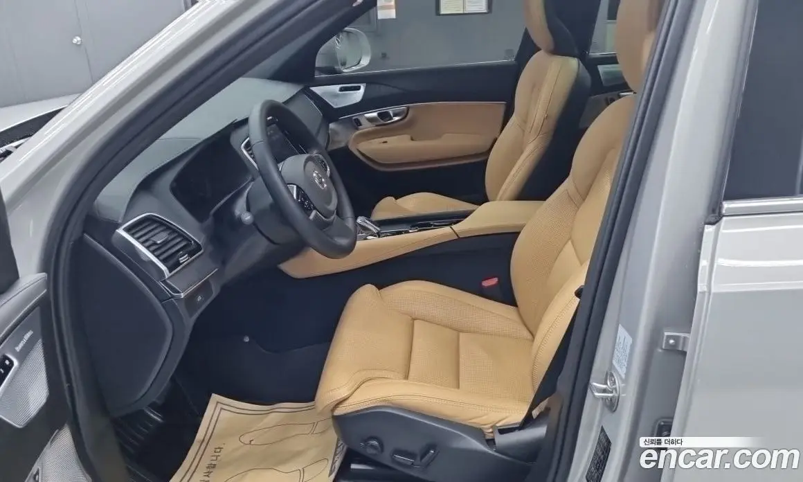 Volvo XC90 2024 2.0 автомат (гидро), фото 10 Volvo XC90 2024 2.0 автомат (гидро), фото 10
