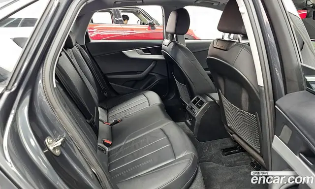 Audi A4 2019 2.0 автомат (гидро), миниатюра 12