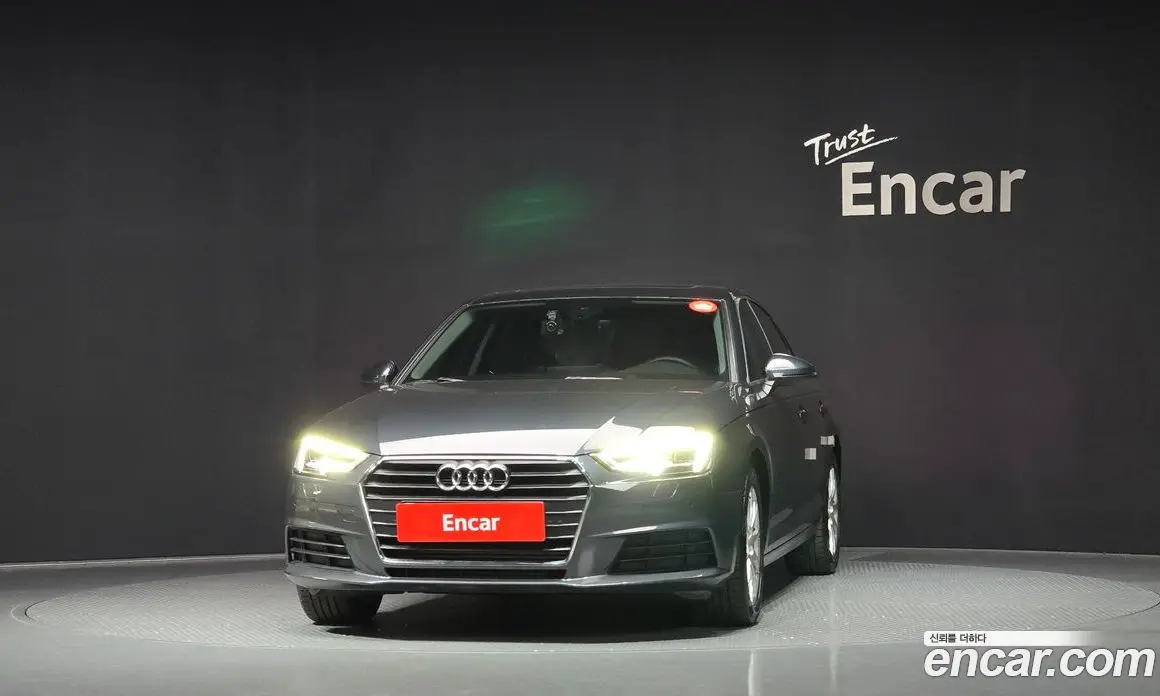 Audi A4 2019 2.0 автомат (гидро), фото 3 Audi A4 2019 2.0 автомат (гидро), фото 3