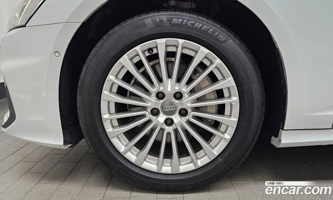 Audi A6 2019 2.0 автомат (гидро), фото 5 Audi A6 2019 2.0 автомат (гидро), фото 5