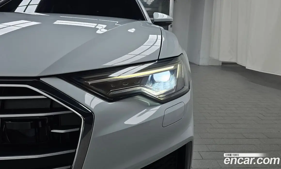 Audi A6 2019 2.0 автомат (гидро), фото 8 Audi A6 2019 2.0 автомат (гидро), фото 8