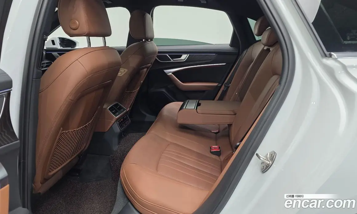 Audi A6 2020 2.0 автомат (гидро), фото 12 Audi A6 2020 2.0 автомат (гидро), фото 12