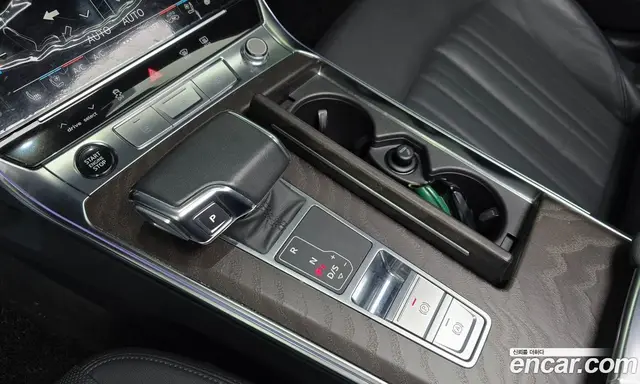 Audi A6 2022 2.0 автомат (гидро), миниатюра 12