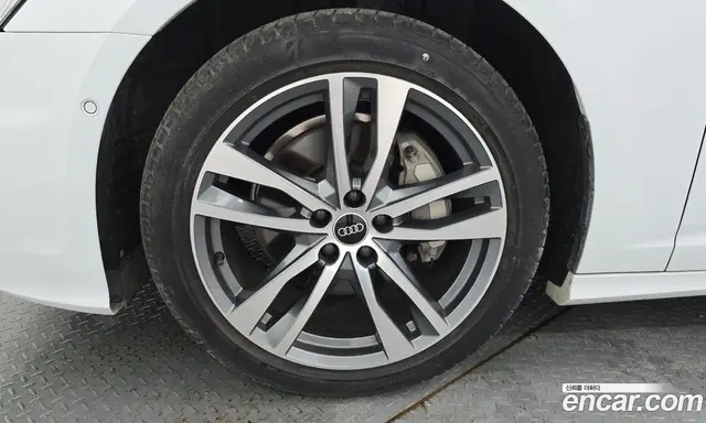 Audi A6 2022 2.0 автомат (гидро), миниатюра 5 Audi A6 2022 2.0 автомат (гидро), миниатюра 5