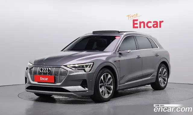Audi e-tron 2020 0.2 автомат (гидро), миниатюра 1 Audi e-tron 2020 0.2 автомат (гидро), миниатюра 1