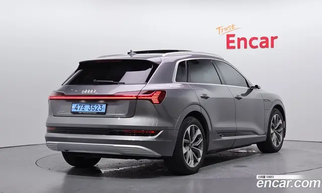 Audi e-tron 2020 0.2 автомат (гидро), миниатюра 2 Audi e-tron 2020 0.2 автомат (гидро), миниатюра 2