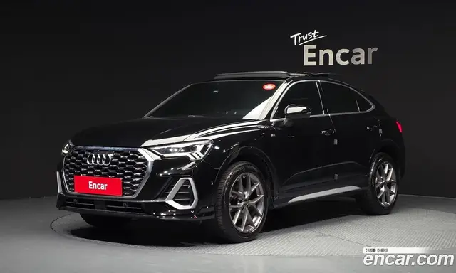 Audi Q3 2020 2.0 автомат (гидро), миниатюра 1 Audi Q3 2020 2.0 автомат (гидро), миниатюра 1