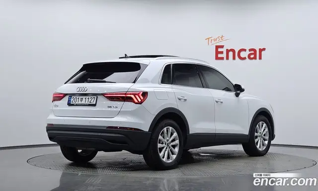Audi Q3 2022 2.0 автомат (гидро), миниатюра 1 Audi Q3 2022 2.0 автомат (гидро), миниатюра 1