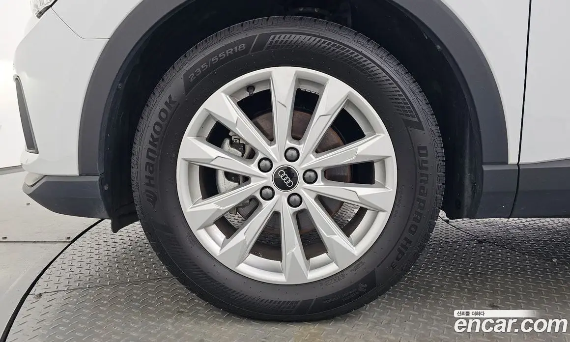Audi Q3 2022 2.0 автомат (гидро), фото 4 Audi Q3 2022 2.0 автомат (гидро), фото 4