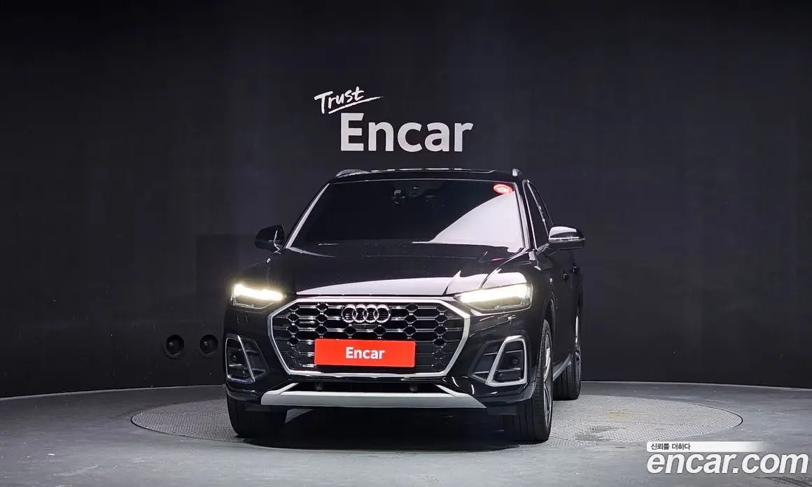 Audi Q5 2021 2.0 автомат (гидро), фото 3