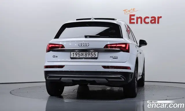 Audi Q5 2022 2.0 автомат (гидро), миниатюра 4