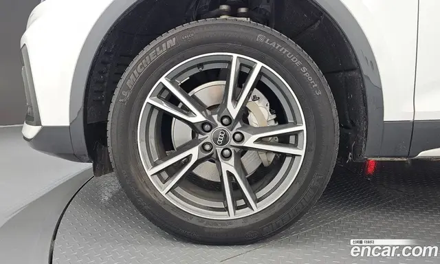 Audi Q5 2022 2.0 автомат (гидро), миниатюра 5
