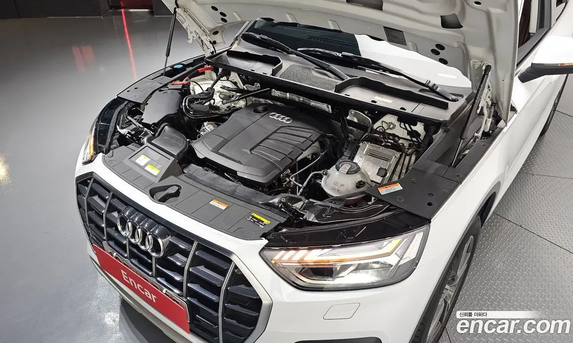 Audi Q5 2022 2.0 автомат (гидро), фото 6