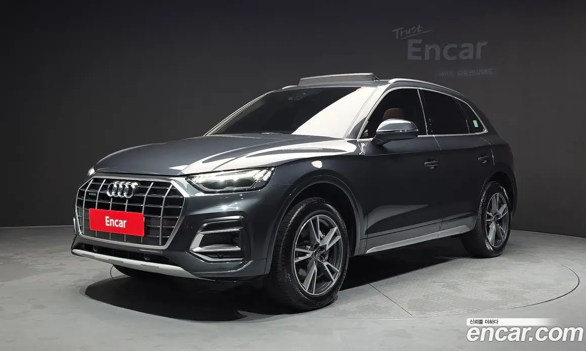 Audi Q5 2022 2.0 автомат (гидро), фото 1 Audi Q5 2022 2.0 автомат (гидро), фото 1