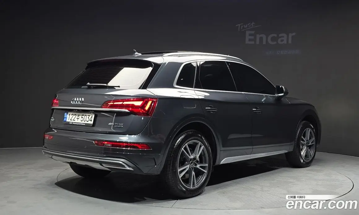 Audi Q5 2022 2.0 автомат (гидро), фото 2 Audi Q5 2022 2.0 автомат (гидро), фото 2