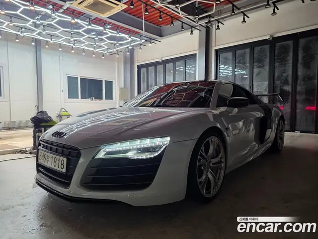 Audi R8 2015 5.2 автомат (гидро), миниатюра 11 Audi R8 2015 5.2 автомат (гидро), миниатюра 11