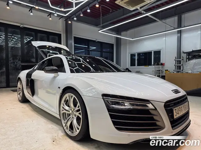 Audi R8 2015 5.2 автомат (гидро), миниатюра 5 Audi R8 2015 5.2 автомат (гидро), миниатюра 5