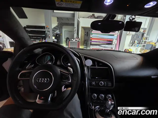 Audi R8 2015 5.2 автомат (гидро), миниатюра 9 Audi R8 2015 5.2 автомат (гидро), миниатюра 9
