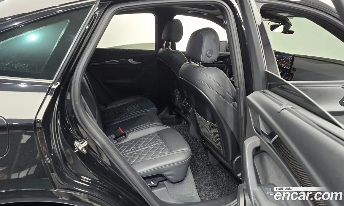 Audi SQ5 2022 3.0 автомат (гидро), фото 12