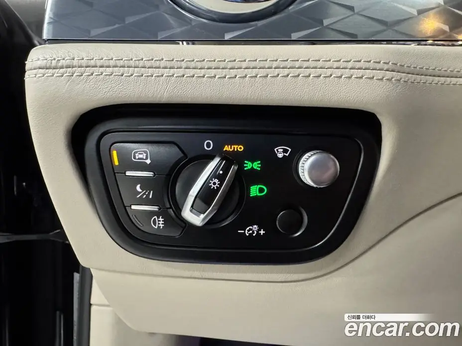 Bentley Bentayga 2021 4.0 автомат (гидро), фото 9 Bentley Bentayga 2021 4.0 автомат (гидро), фото 9