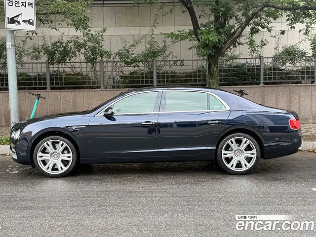 Bentley Flying Spur 2018 4.0 автомат (гидро), миниатюра 4 Bentley Flying Spur 2018 4.0 автомат (гидро), миниатюра 4