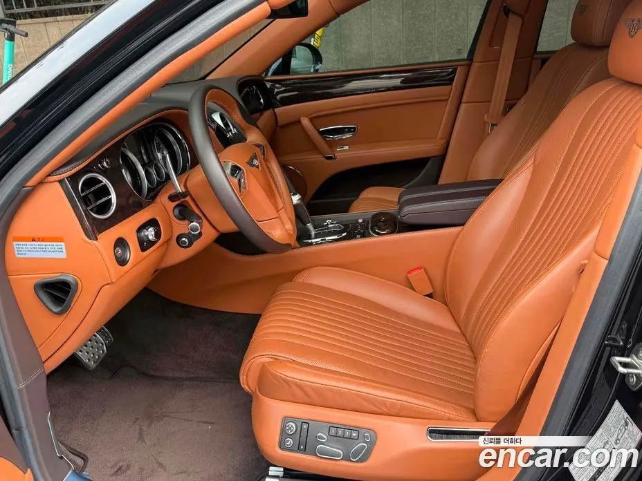 Bentley Flying Spur 2018 4.0 автомат (гидро), фото 8 Bentley Flying Spur 2018 4.0 автомат (гидро), фото 8