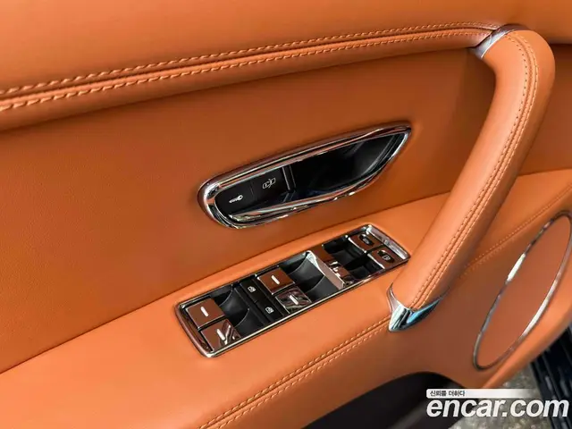Bentley Flying Spur 2018 4.0 автомат (гидро), миниатюра 10 Bentley Flying Spur 2018 4.0 автомат (гидро), миниатюра 10