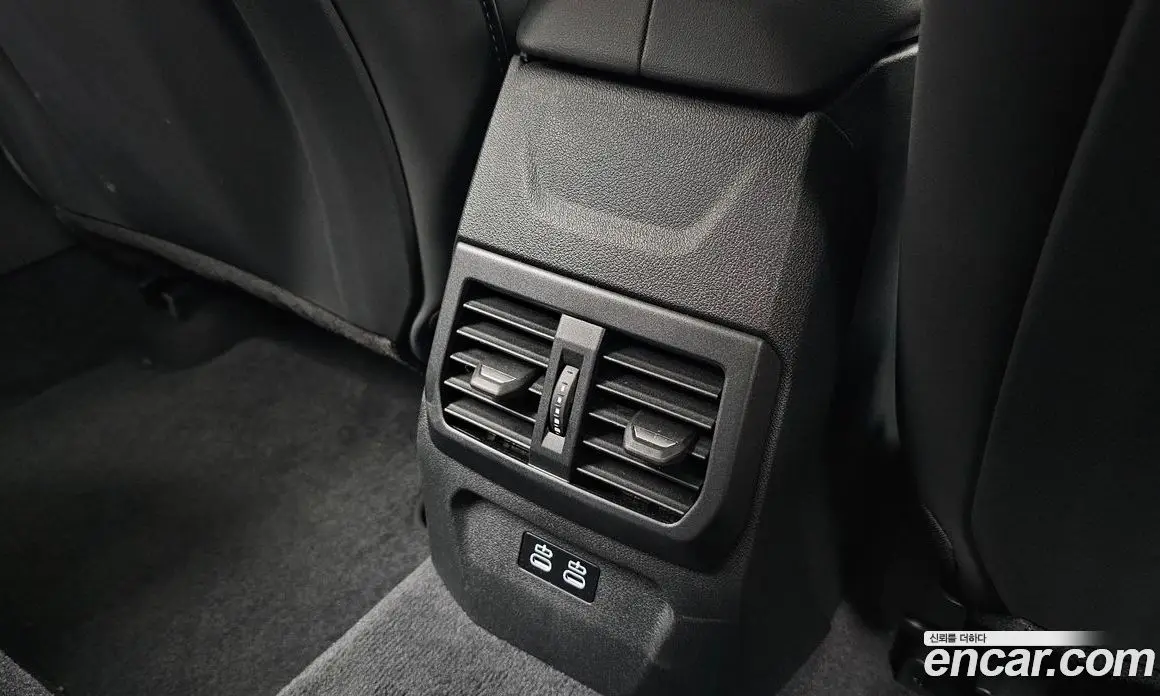 BMW 1 серия 2025 2.0 автомат (гидро), фото 25 BMW 1 серия 2025 2.0 автомат (гидро), фото 25