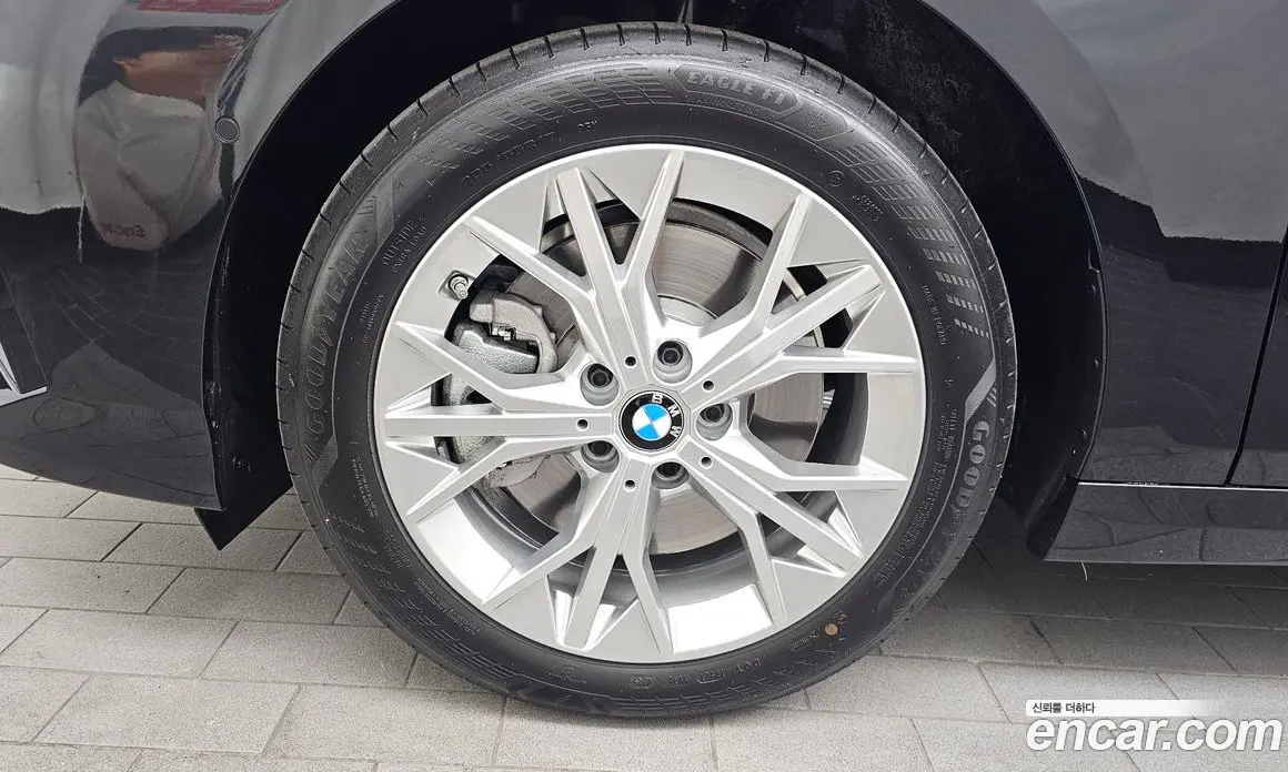 BMW 1 серия 2025 2.0 автомат (гидро), фото 5 BMW 1 серия 2025 2.0 автомат (гидро), фото 5