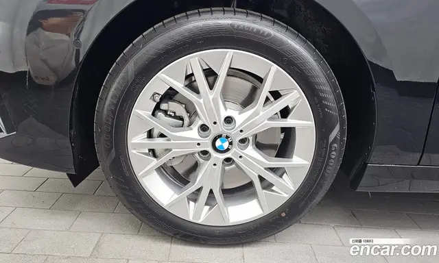 BMW 1 серия 2025 2.0 автомат (гидро), миниатюра 5 BMW 1 серия 2025 2.0 автомат (гидро), миниатюра 5