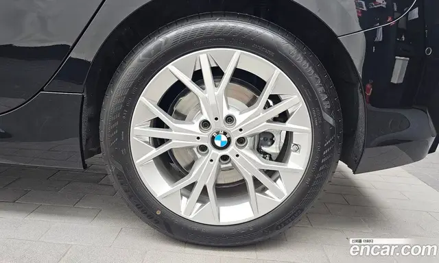 BMW 1 серия 2025 2.0 автомат (гидро), миниатюра 7 BMW 1 серия 2025 2.0 автомат (гидро), миниатюра 7