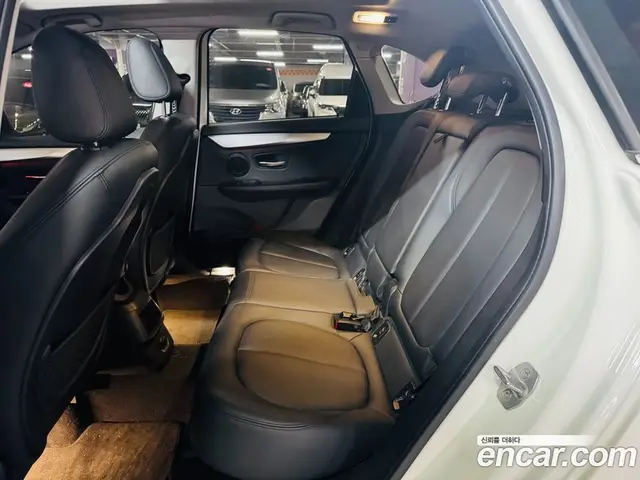 BMW 2 серия 2015 2.0 автомат (гидро), миниатюра 11 BMW 2 серия 2015 2.0 автомат (гидро), миниатюра 11