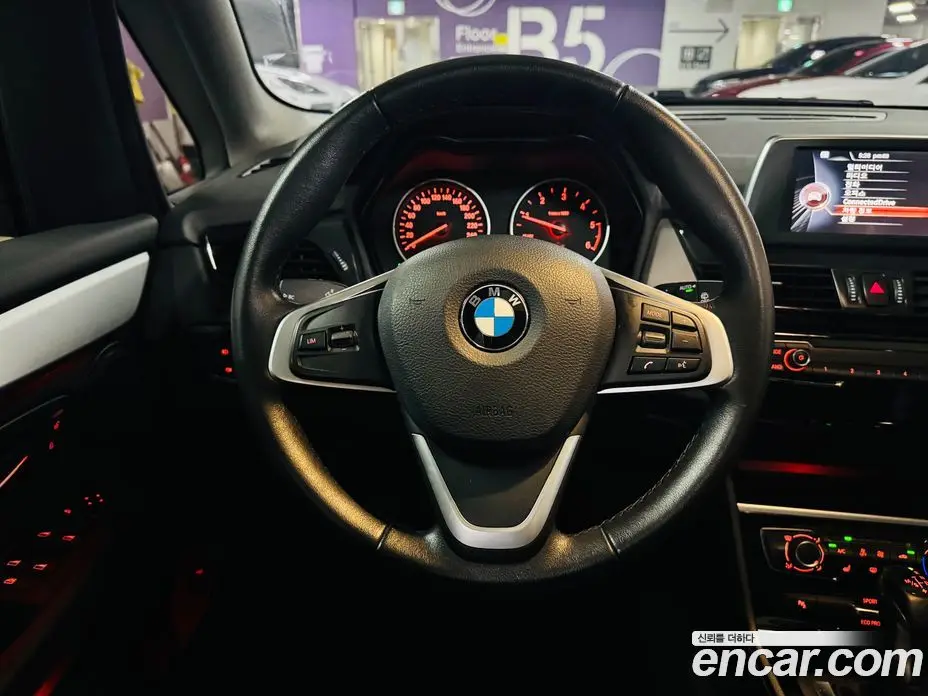 BMW 2 серия 2015 2.0 автомат (гидро), фото 16 BMW 2 серия 2015 2.0 автомат (гидро), фото 16