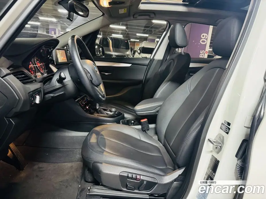 BMW 2 серия 2015 2.0 автомат (гидро), фото 10 BMW 2 серия 2015 2.0 автомат (гидро), фото 10