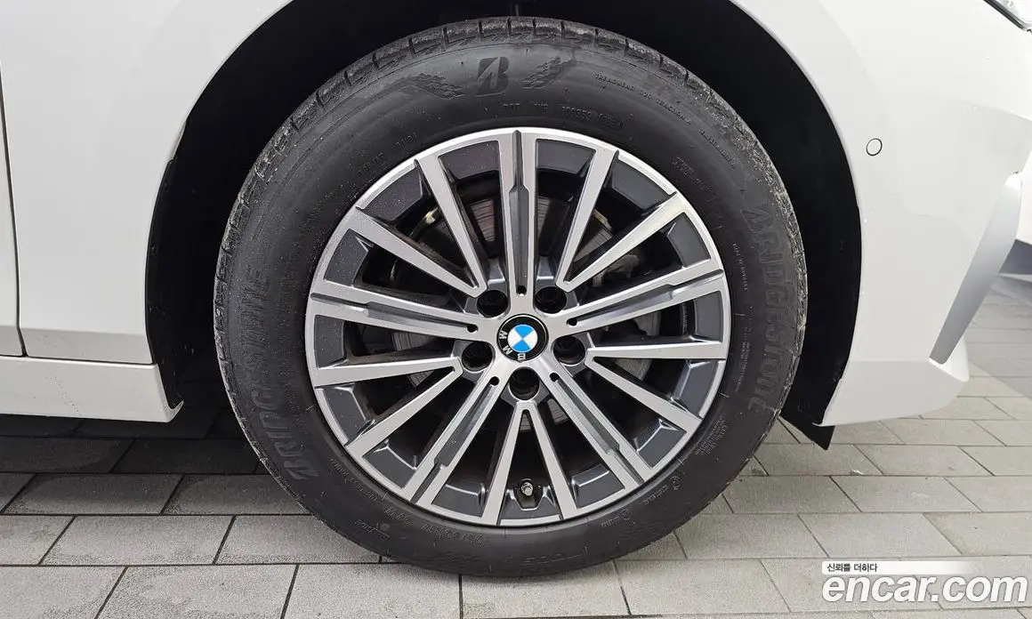 BMW 2 серия 2025 2.0 автомат (гидро), фото 7 BMW 2 серия 2025 2.0 автомат (гидро), фото 7