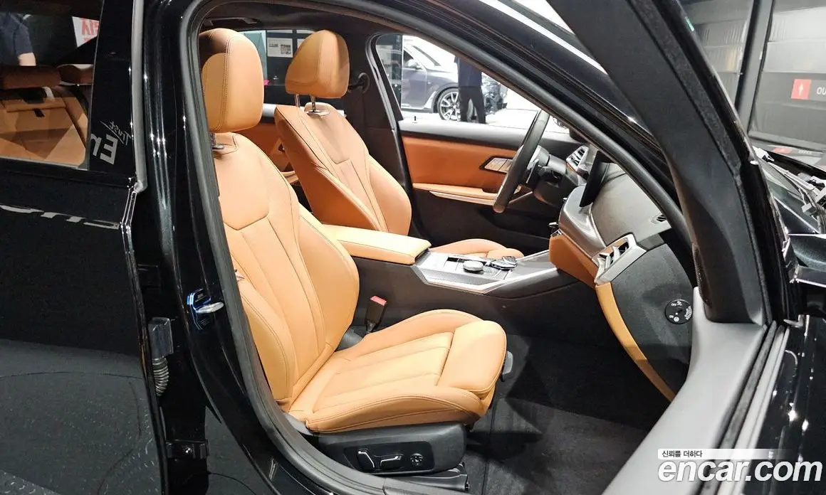 BMW 3 серия 2025 2.0 автомат (гидро), фото 18 BMW 3 серия 2025 2.0 автомат (гидро), фото 18