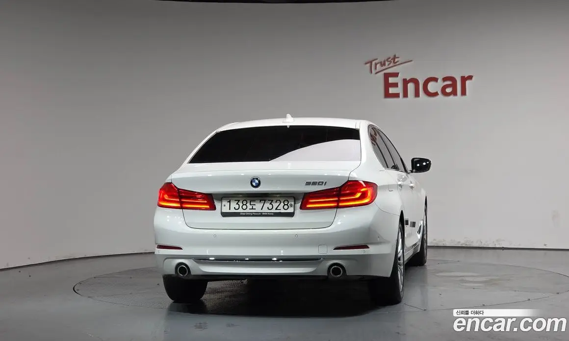 BMW 5 серия 2020 2.0 автомат (гидро), фото 3
