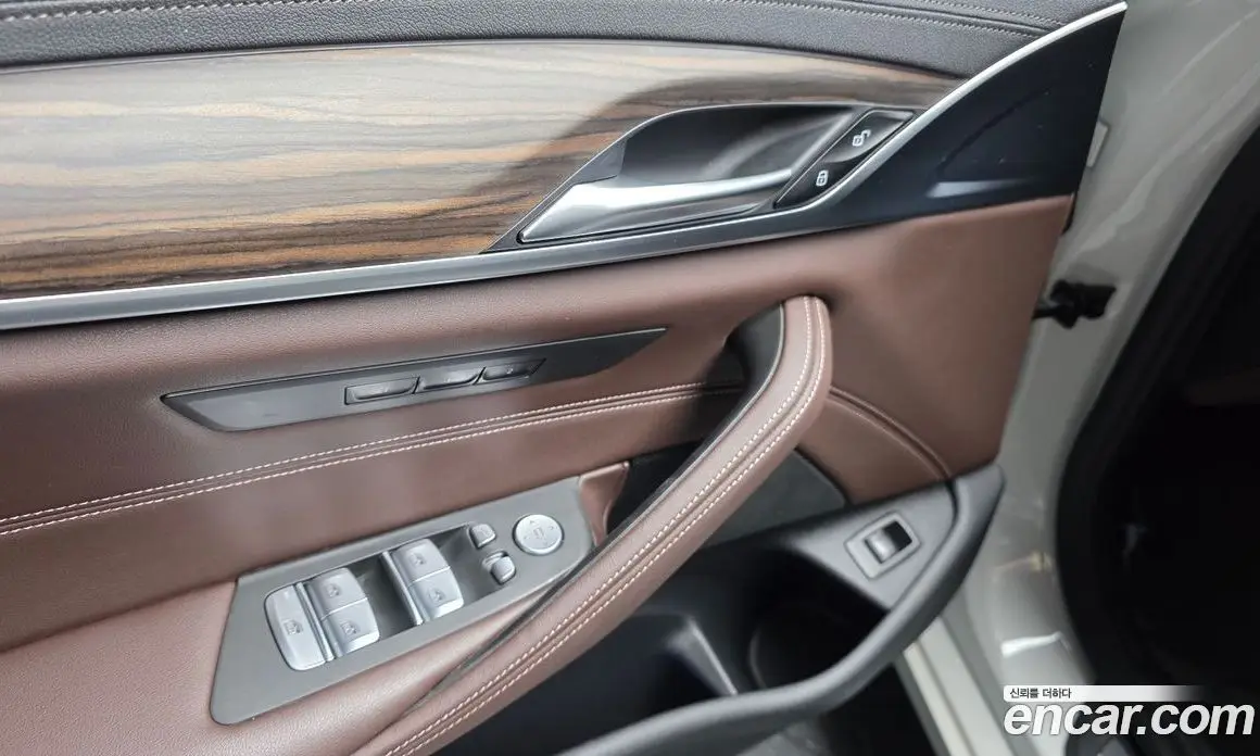 BMW 5 серия 2021 2.0 автомат (гидро), фото 24 BMW 5 серия 2021 2.0 автомат (гидро), фото 24