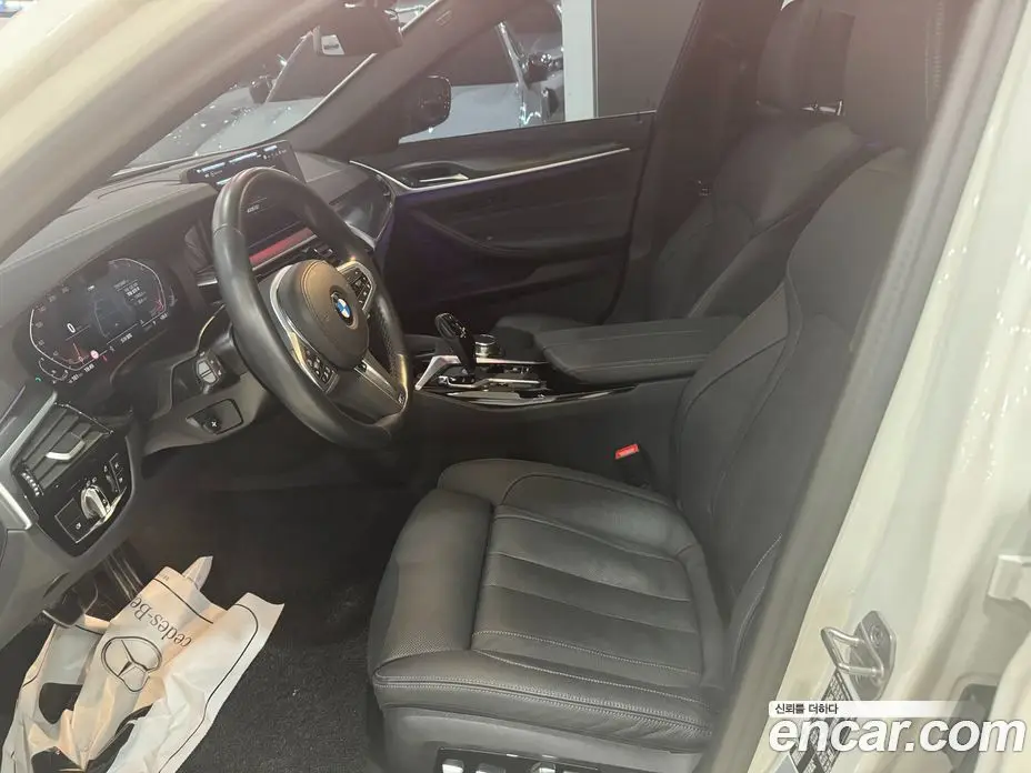 BMW 5 серия 2023 2.0 автомат (гидро), фото 10 BMW 5 серия 2023 2.0 автомат (гидро), фото 10