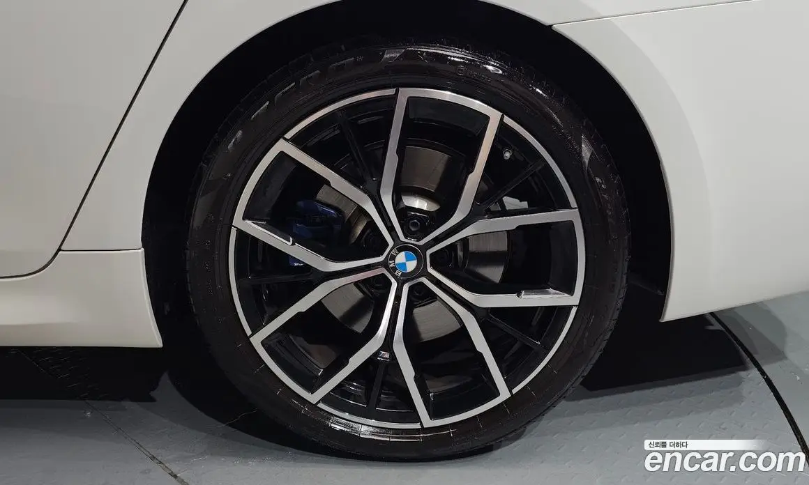 BMW 5 серия 2023 2.0 автомат (гидро), фото 6 BMW 5 серия 2023 2.0 автомат (гидро), фото 6