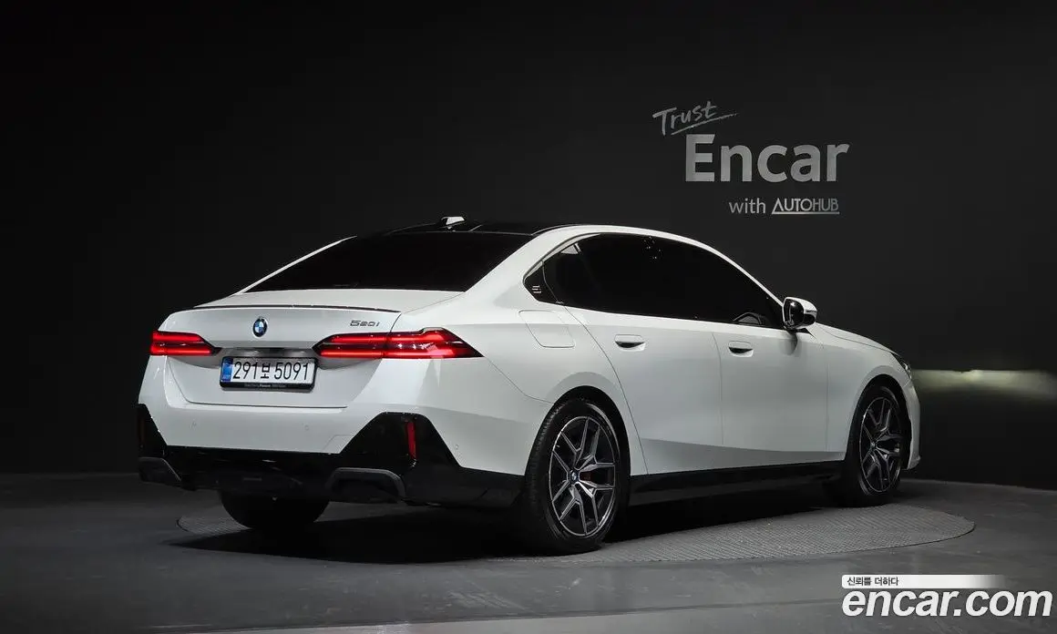 BMW 5 серия 2025 2.0 автомат (гидро), фото 1 BMW 5 серия 2025 2.0 автомат (гидро), фото 1