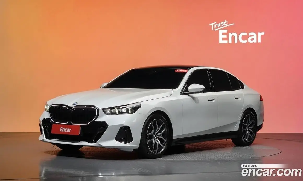 BMW 5 серия 2025 2.0 автомат (гидро), фото 30 BMW 5 серия 2025 2.0 автомат (гидро), фото 30