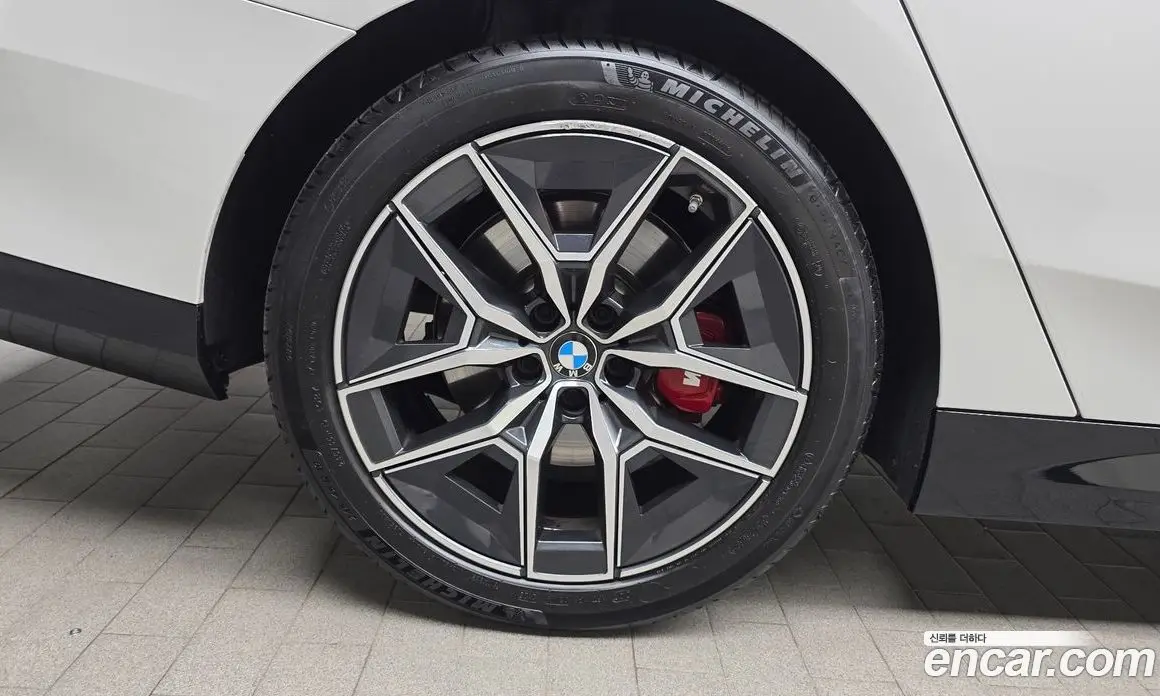 BMW 5 серия 2025 2.0 автомат (гидро), фото 4 BMW 5 серия 2025 2.0 автомат (гидро), фото 4